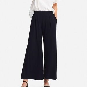 Uniqlo Black Jersey Extra Wide Leg Pants Elastic Pull-On Pockets - Size Medium
